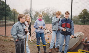 Bepflanzung der Tennisanlage